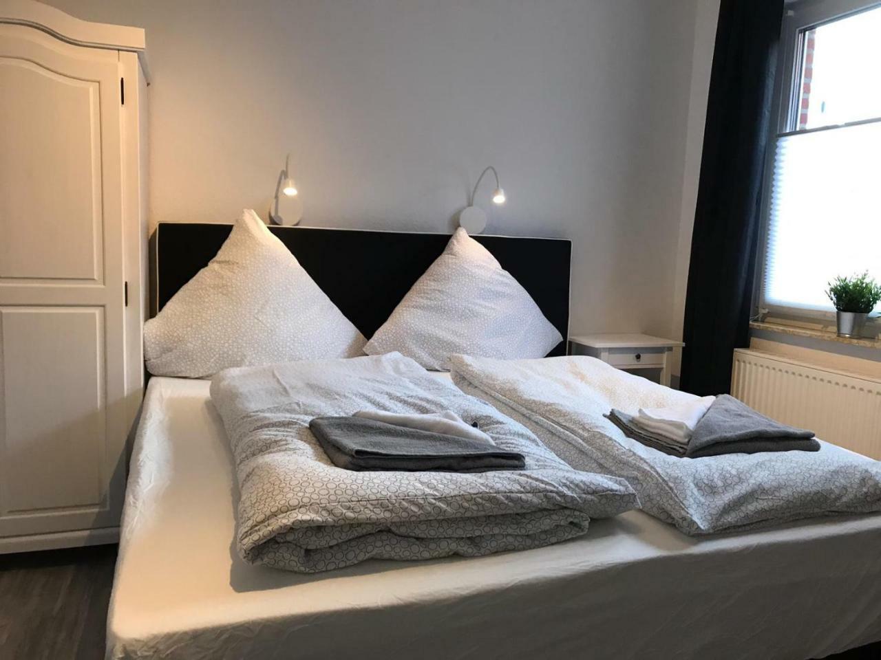 Kleine Moewe Aparthotel เนสเมอร์ซิเอล ภายนอก รูปภาพ